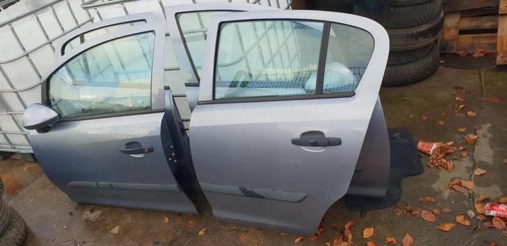 OPEL CORSA D PORTIEREN CODE Z163 LV +LA  BJ 2006 TOT 2011, Auto-onderdelen, Carrosserie en Plaatwerk, Deur, Gebruikt, Ophalen of Verzenden