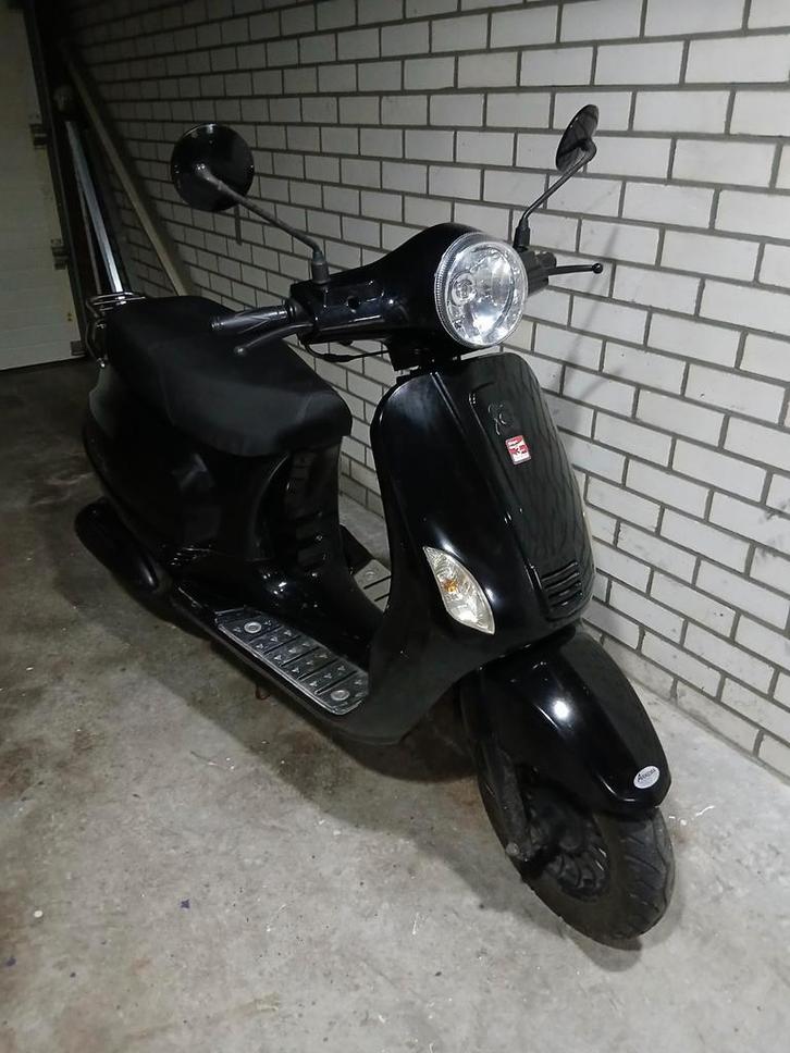 agm vx50  zwart. Geel kenteken, Fietsen en Brommers, Scooters | Overige merken, Gebruikt, Benzine, Ophalen