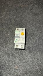 Eaton Moeller b16 aardlekautomaat, Hobby en Vrije tijd, Elektronica-componenten, Ophalen of Verzenden, Zo goed als nieuw