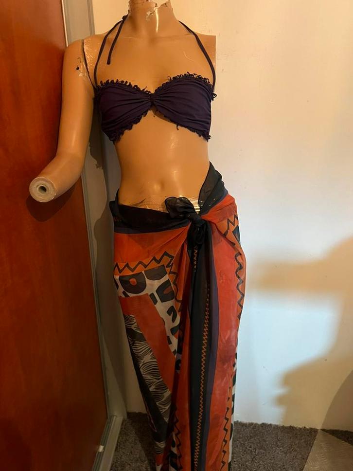 GIDEON OBERSON bikini en pareo maat L origineel ZGAN, Kleding | Dames, Badmode en Zwemkleding, Zo goed als nieuw, Bikini, Overige kleuren