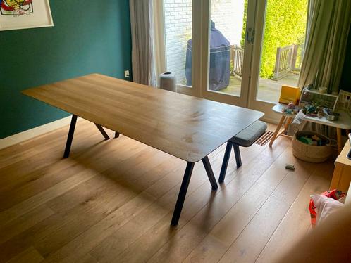 Studio Henk Eikenhouten Eettafel met Bank, Huis en Inrichting, Tafels | Eettafels, Zo goed als nieuw, 50 tot 100 cm, 200 cm of meer