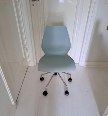 Kartel Maui bureaustoel lichtblauw  beschikbaar voor biedingen