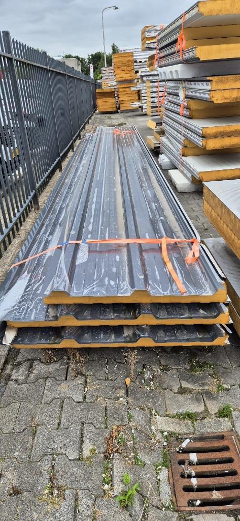 FALK 1100TR3+ 100mm dak sandwichpanelen | €15,00/m², Doe-het-zelf en Verbouw, Platen en Panelen, Zo goed als nieuw, Overige materialen