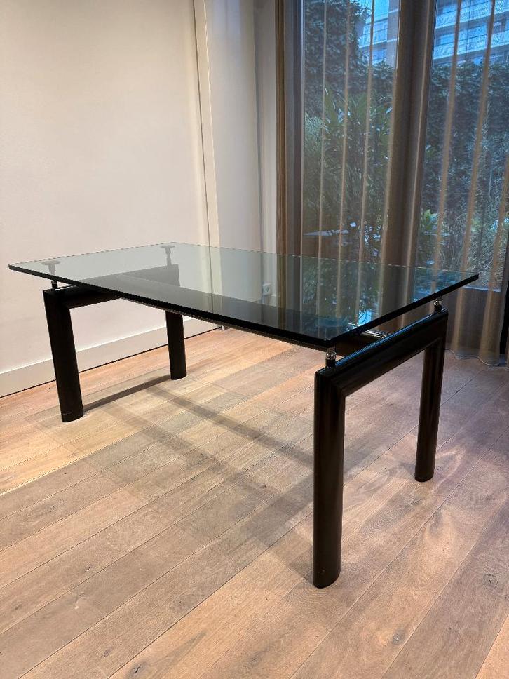 LC6 tafel / bureau van Cassina, Huis en Inrichting, Tafels | Eettafels, Zo goed als nieuw, 50 tot 100 cm, 150 tot 200 cm, Vijf personen of meer