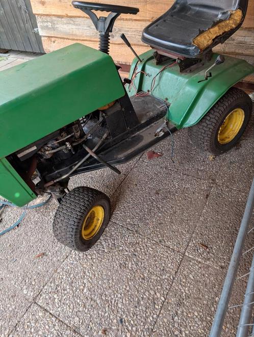 John Deere Zitmaaier met kiepkar, Tuin en Terras, Grasmaaiers, Gebruikt, Benzine-grasmaaier, 50 cm of meer, Ophalen