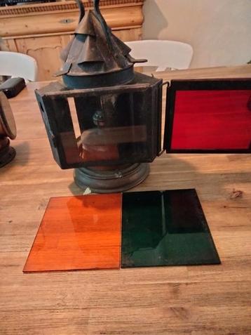 Antieke Seinamp met 3 kleuren beschikbaar voor biedingen