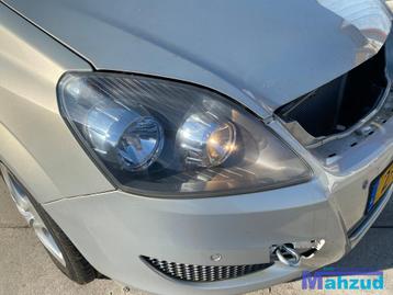 OPEL ZAFIRA B Rechts koplamp 2005-2011 beschikbaar voor biedingen