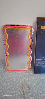 Leuk led neon spiegel geel/rose nieuw
Van action folie zit e, Huis en Inrichting, Woonaccessoires | Spiegels, Ophalen of Verzenden