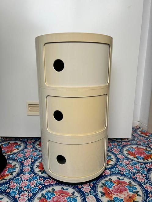 Vintage kartell componibili wit geel, Huis en Inrichting, Slaapkamer | Nachtkastjes, Zo goed als nieuw, Minder dan 55 cm, Kunststof
