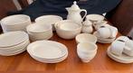 Compleet Servies, Huis en Inrichting, Ophalen, Gebruikt, Effen, Compleet servies