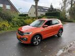 Volkswagen T-CROSS 1.0 TSI R-line*automaat*camera*led*carpla, Auto's, T-Cross, Gebruikt, Overige kleuren, Met garantie (alle)