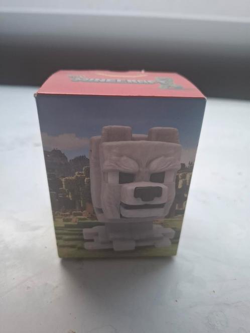 McDonalds happy meals Minecraft Wolf en Hot Wheels fiets, Verzamelen, Poppetjes en Figuurtjes, Zo goed als nieuw, Ophalen
