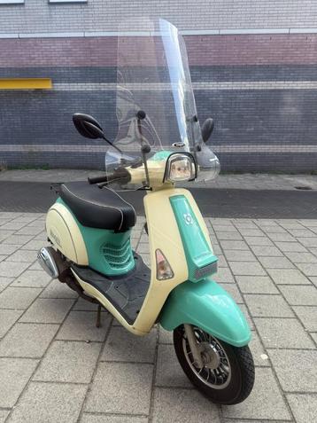 AGM Star 50 beschikbaar voor biedingen