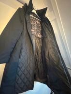 Zwarte damesmantel van merk Junge maat 46, Kleding | Dames, Grote Maten, Ophalen of Verzenden, Nieuw, Zwart, Jas of Mantel