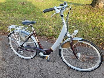 Mooie Batavus padova 7 versnellingen / rollerbrake beschikbaar voor biedingen