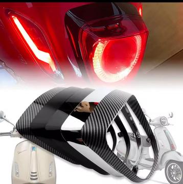 Vespa sprint achterlicht bescherming beschikbaar voor biedingen