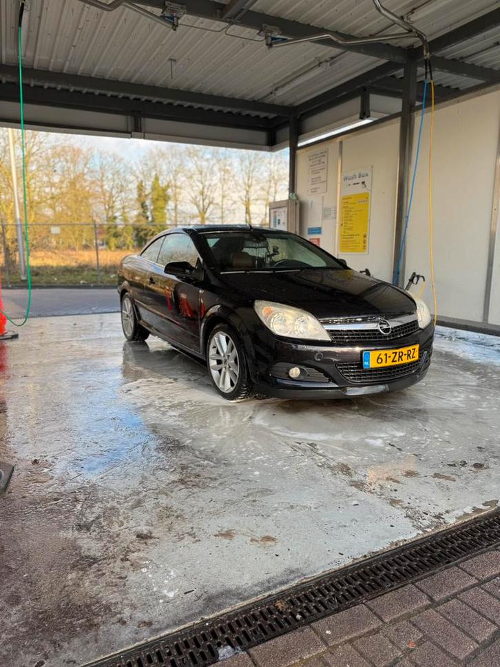 Opel Astra 1.8 16V Twintop 2008 Zwart, Auto's, Opel, Particulier, Astra, ABS, Airbags, Airconditioning, Alarm, Bluetooth, Boordcomputer