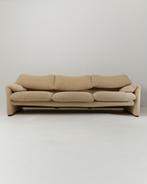 Maralunga bank couch by Vico Magistretti for Cassina, Huis en Inrichting, Banken | Bankstellen, Ophalen, Driepersoons, 75 tot 100 cm