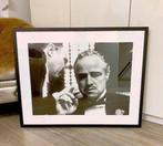 Eric Kuster stijl zwarte fotolijst - Godfather Whispering, Huis en Inrichting, Woonaccessoires | Schilderijen, Tekeningen en Foto's