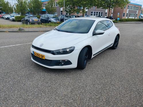 Volkswagen Scirocco 1.4 TSI 90KW 2009 Wit, Auto's, Volkswagen, Scirocco, Airbags, Airconditioning, Bochtverlichting, Centrale vergrendeling