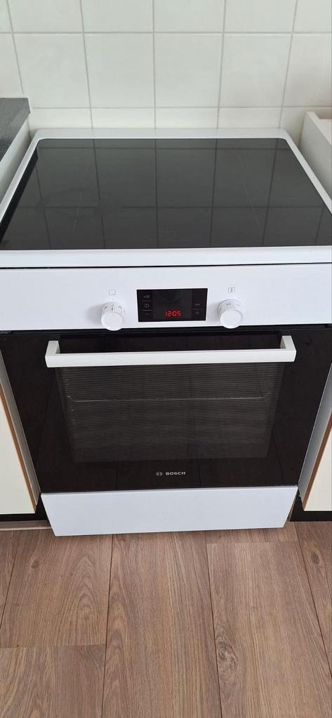 Bosch Inductie fornuis, Witgoed en Apparatuur, Fornuizen, Zo goed als nieuw, Vrijstaand, Inductie, 4 kookzones, 85 tot 90 cm, 60 cm of meer