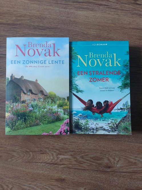 Romans • Brenda Novak • o.a. Een zonnige lente, Boeken, Romans, Zo goed als nieuw, Ophalen of Verzenden