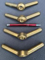 messing patrijspoort onderdelen 4 stuks, korfmoeren, knevels, Watersport en Boten, Bootonderdelen, Ophalen of Verzenden, Zo goed als nieuw