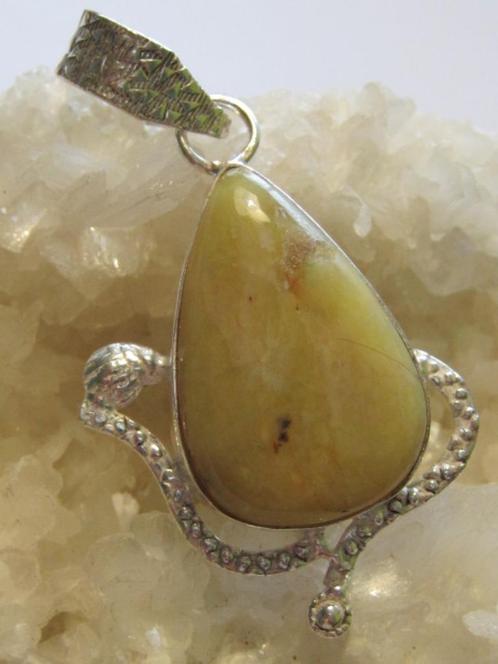 h. elegante edelsteenhanger GELE JADE  + gratis verzend, Sieraden, Tassen en Uiterlijk, Kettinghangers, Nieuw, Steen of Mineraal