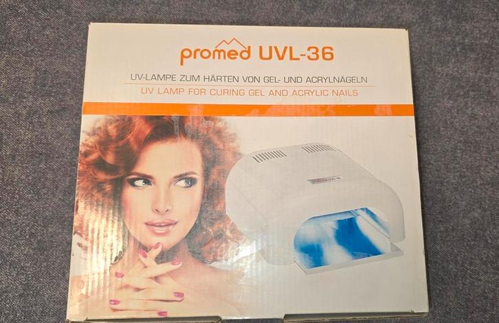 Promed UVL-36 UV Lamp ZGAN (een enkele keer gebruikt), Sieraden, Tassen en Uiterlijk, Uiterlijk | Gezichtsverzorging, Zo goed als nieuw