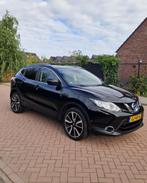 Nissan Qashqai 1.2 DIG-T Tekna 2015 (+ dakkoffer, trekhaak), Voorwielaandrijving, Euro 5, Zwart, 4 cilinders