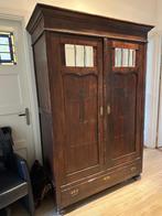 Antique kast / closet/ cabinet, Antiek en Kunst, Antiek | Meubels | Kasten, Ophalen