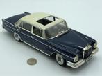 Mercedes 300 SE Blauw, Revell, Ophalen of Verzenden, Gebruikt, Auto, Revell