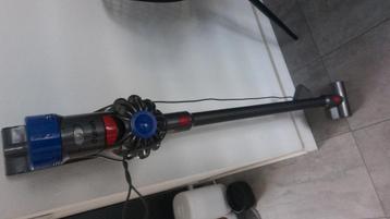 dyson steelstofzuiger beschikbaar voor biedingen