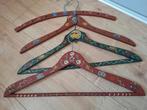 Klerenhangers Hindelopen, Ophalen of Verzenden, Gebruikt, Hout