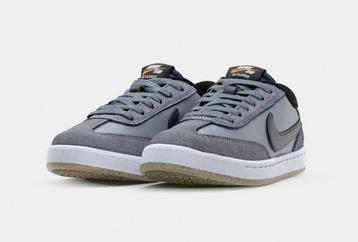 Nike SB classic cool grey.  - NIEUW - maat 43 beschikbaar voor biedingen