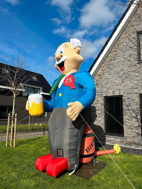 Abraham opblaaspop te huur | Stiens en omgeving | Friesland, Hobby en Vrije tijd, Feestartikelen | Verhuur, Zo goed als nieuw