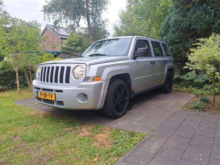 Jeep Patriot 2.4 2007 Grijs, Auto's, Jeep, Particulier, Patriot, 4x4, Centrale vergrendeling, Climate control, Cruise Control