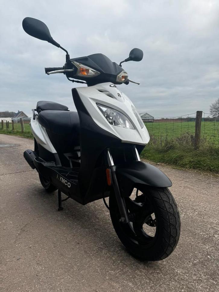 Kymco Agility 50 Bromscooter 2016, Fietsen en Brommers, Scooters | Kymco, Zo goed als nieuw, Agility, Maximaal 45 km/u, Benzine