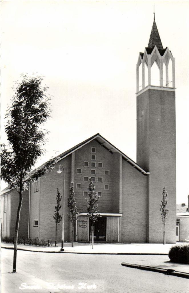 Sneek, Ichthus Kerk - 1967 gelopen, Verzamelen, Ansichtkaarten | Nederland, Gelopen, Friesland, Voor 1920, Ophalen of Verzenden