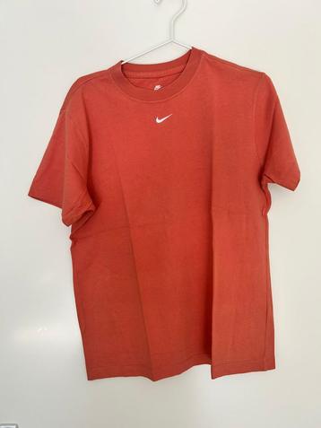 Nike T-shirt Oranje Maat XS beschikbaar voor biedingen