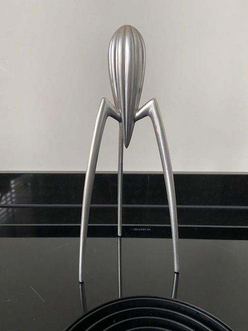 Alessi Juicy Salif citruspers, Huis en Inrichting, Keuken | Keukenbenodigdheden, Zo goed als nieuw, Verzenden