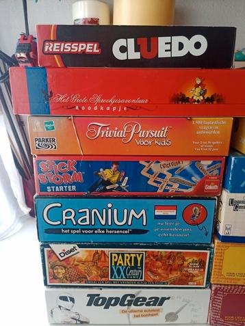 Diverse gezelschapsspellen  beschikbaar voor biedingen