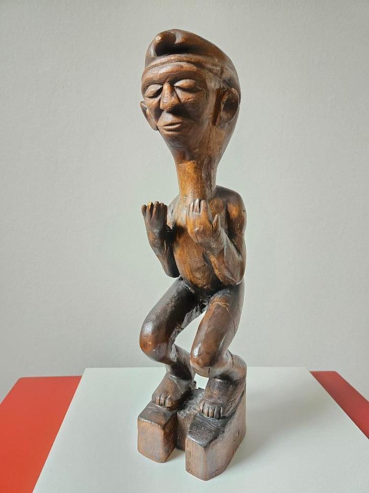 Beeld Houtsnijwerk Congo Afrika – Holo, Antiek en Kunst, Kunst | Niet-Westerse kunst, Ophalen of Verzenden