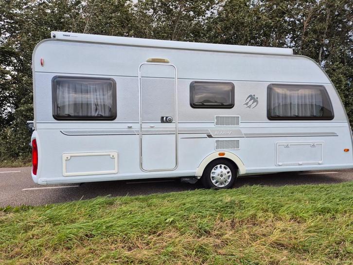 Knaus Südwind 500eu 2010 | 2 enkele bedden | Mover + Luifel, Caravans en Kamperen, Caravans, tot en met 4, 1000 - 1250 kg, Rondzit