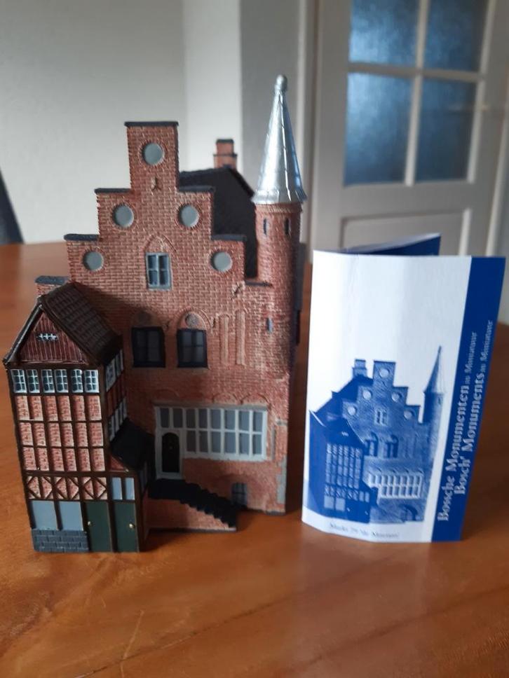 één van de Bosche Monumenten de Moriaan uit 13e eeuw, Verzamelen, KLM Huisjes, Zo goed als nieuw, Ophalen of Verzenden