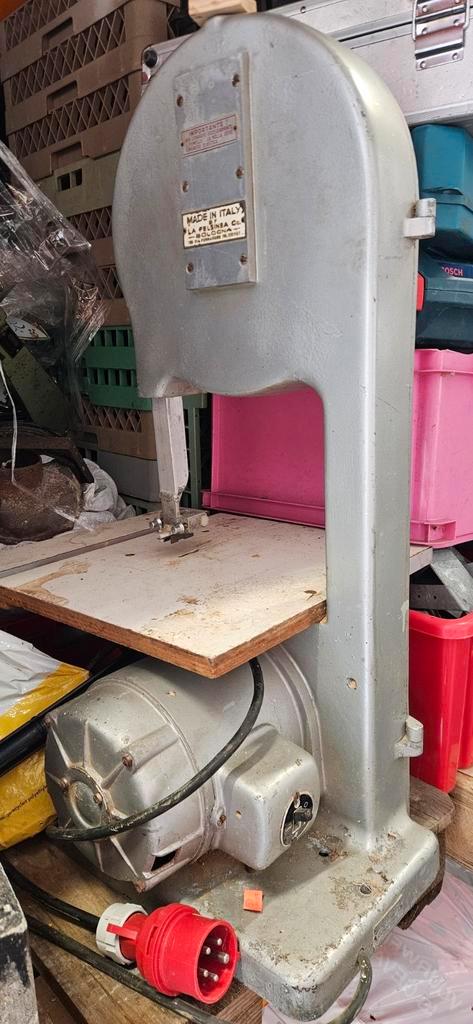 LINTZAAG OP 380 VOLT ,OMBOUWEN NAAR 230 VOLT WEET IK NIET ?, Doe-het-zelf en Verbouw, Gereedschap | Zaagmachines, Gebruikt, Lintzaag