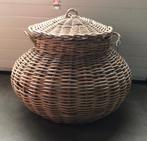 Grote rieten / rotan mand, Huis en Inrichting, Woonaccessoires | Schalen en Manden, Ophalen, Gebruikt, Rond, Riet