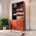 Vintage wandmeubel | wandkast | boekenkast | dutch design, Huis en Inrichting, Teakhout, Minder dan 150 cm, 25 tot 50 cm, Ophalen
