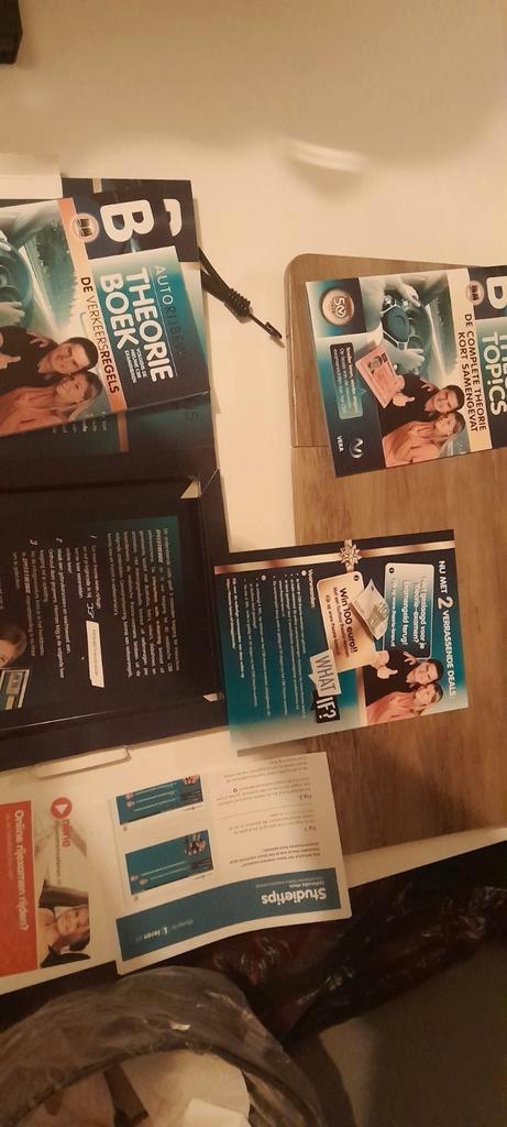 Autorijbewijs  speedtheorie alles in 1 pakket (B), Boeken, Schoolboeken, Zo goed als nieuw, Overige vakken, Overige niveaus, Ophalen