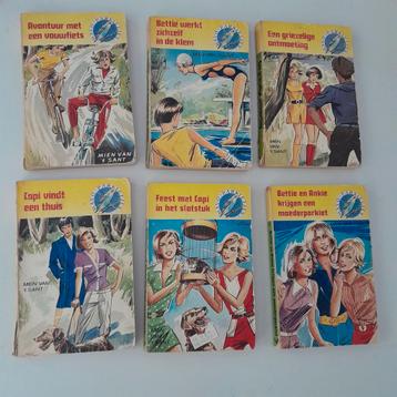 nr 1 t/m 6 Mien van 't Sant  Nostalgie beschikbaar voor biedingen
